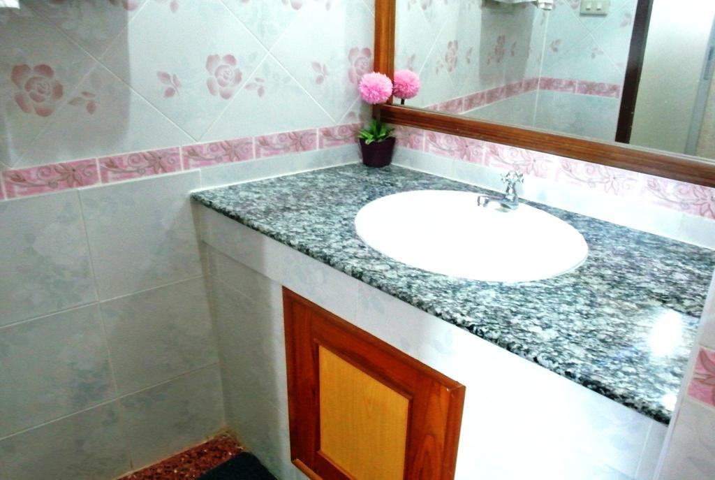 Rose Garden Hotel Ayutthaya Rom bilde